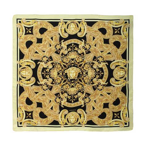 foular in seta medusa japan versace|versace foulard scarf.